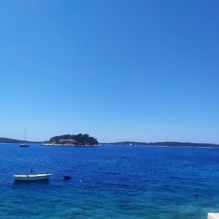 Apartment Petric Hvar Town Exterior foto
