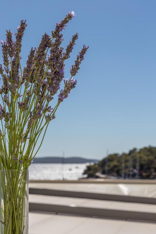 Apartment Petric Hvar Town Exterior foto