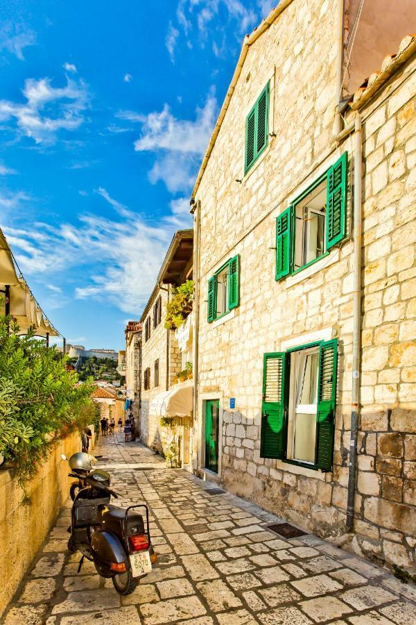 Apartment Petric Hvar Town Exterior foto
